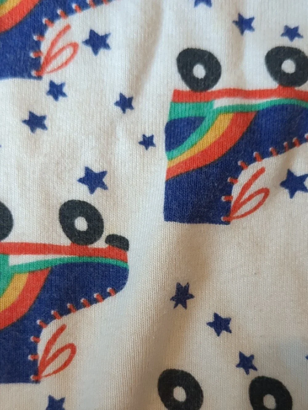 Hanna Andersson White Rainbow Roller Skate Pajama Set